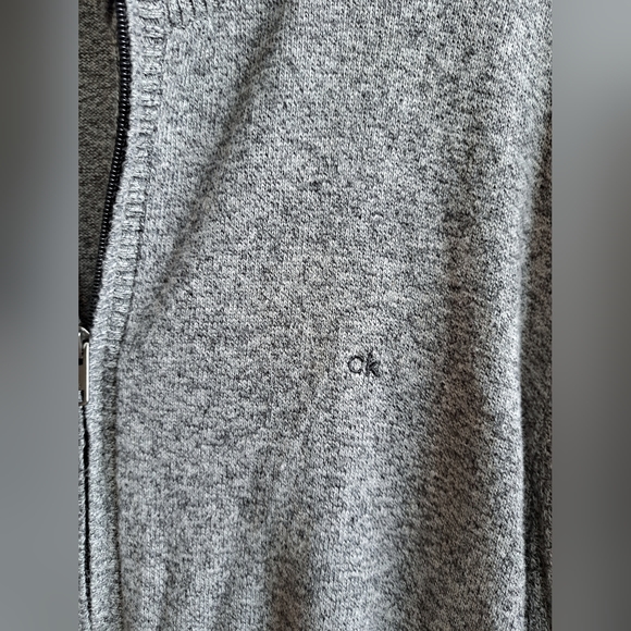 Men's Calvin Klein Full Body Zip-Up Grey Sweater - Picture 5 of 10